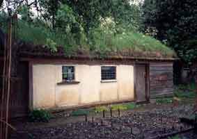 Neil also helped realise this strawbale cabin complete with a living roof